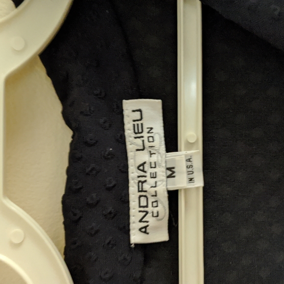 Andria Lieu Button front Top Jacket size Medium - Picture 2 of 7